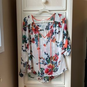Daniel Rainn Floral Top
